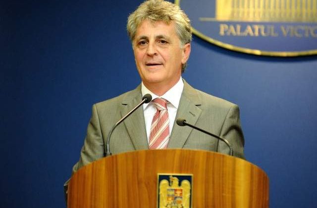 Dusa: Vom face eforturi ca Armata Romana sa nu cedeze altor state Politia Aeriana