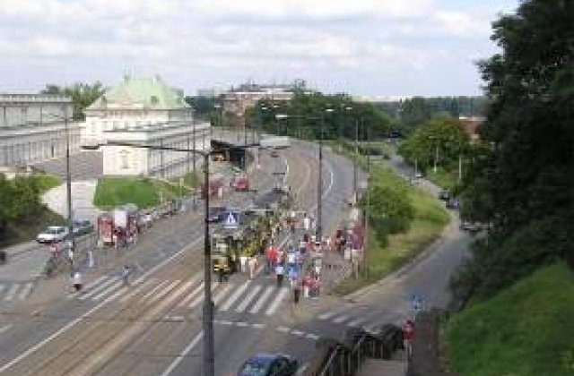 Guvernul amana din nou decizia de modificare a taxei auto