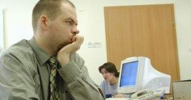 Guvernul, la regim: Se elimina surplusul de secretari de stat din cabinete