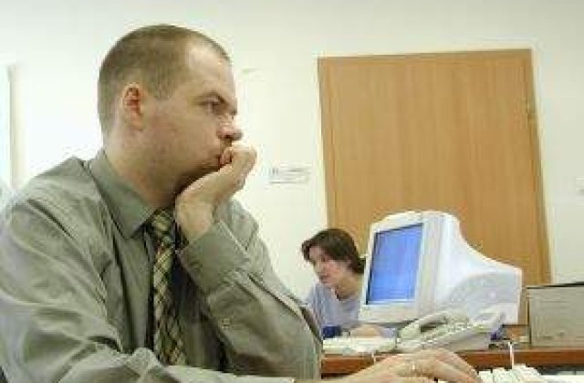 Guvernul, la regim: Se elimina surplusul de secretari de stat din cabinete