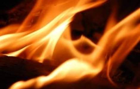 Judetul Bacau: Patru copii lasati nesupravegheati au murit intr-un incendiu