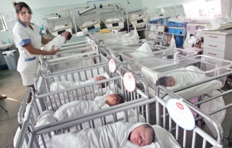 Dosar penal în cazul celor 10 bebeluși cu coronavirus din Timișoara