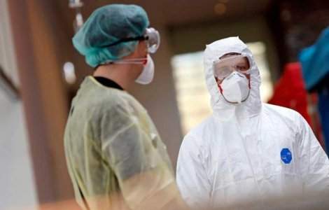 Medic rezident, dat afară din casa în care locuia cu chirie