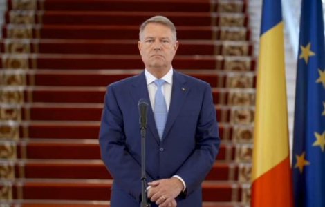 Ce va face Klaus Iohannis de Paște: ”Nu vom merge la biserică, vom sta acasă”