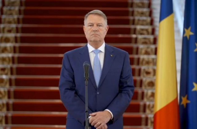 Ce va face Klaus Iohannis de Paște: &rdquo;Nu vom merge la biserică, vom sta acasă, doar eu și Carmen&rdquo;