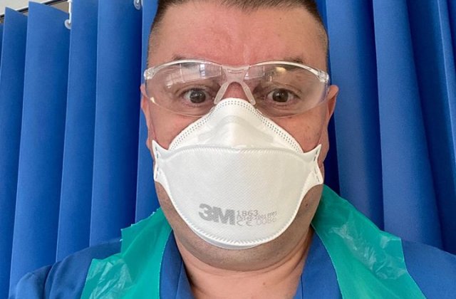 Un medic român stabilit în Marea Britanie povestește dezastrul prin care trece