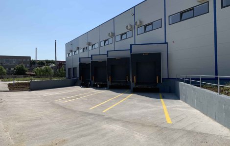 Policolor, compania care și-a readaptat activitatea pentru criză în patru zile