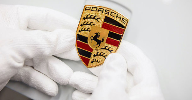 Prime pentru angajații Porsche: bonusul a fost stabilit la 9.700 de euro