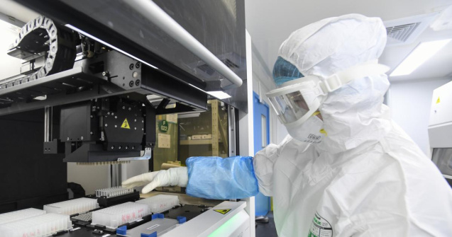  Top  Imagini RARE din laboratorul din Wuhan. Ce spune teoria conspirației