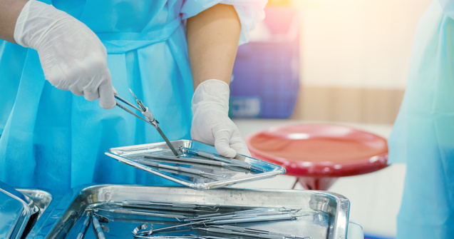 Asistentă medicală, dată afară din locuință de proprietar de teama COVID-19