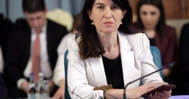 Violeta Alexandru solicită primăriilor intervenția asupra grupurilor vulnerabile