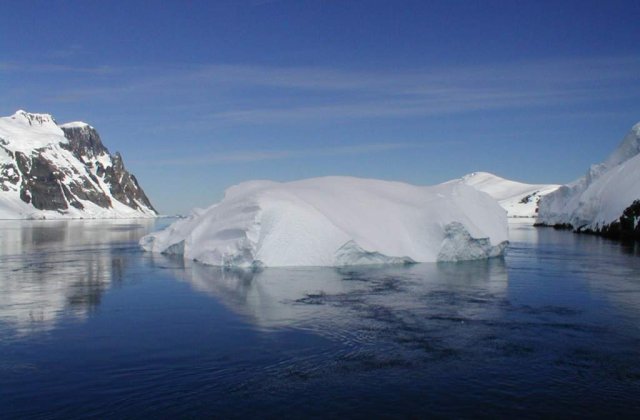 Cel mai mare ghetar din Antarctica va disparea in 100 de ani