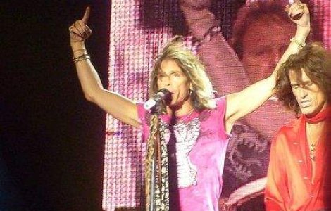 Aerosmith si-a anulat restul concertelor din aceasta vara