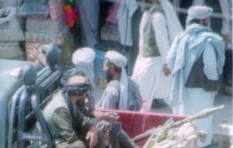Talibanii ameninta ca vor ataca sectiile de vot din Afganistan
