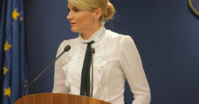 Andreea Paul: Ponta a prezentat "Starea Natiunii Mintite"