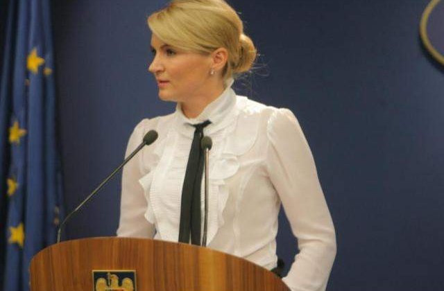 Andreea Paul: Ponta a prezentat "Starea Natiunii Mintite"