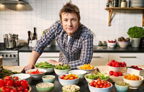 Jamie Oliver a semnat un contract pe cinci ani cu Manchester City