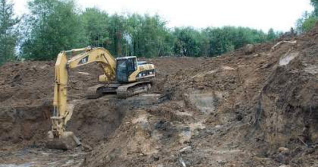 Cel putin 46 de morti, dintre care 19 copii, in urma alunecarii de teren din China