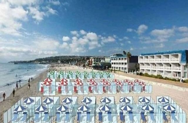 O companie din Italia vrea să pună pereți de plexiglas între șezlonguri. Salvamari: "Cine ar vrea să stea într-un coteț de găini?"