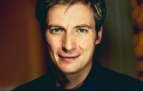 Andrei Caramitru, critici dure la adresa BOR: ”Sărbătoriți învierea dând moarte”