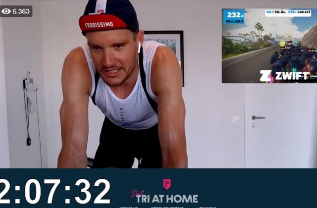 Un campion olimpic a strâns 200 de mii de euro pentru spitale! A făcut triatlon în curte și în casă