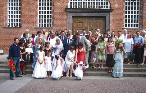 Romanii nu se mai casatoresc