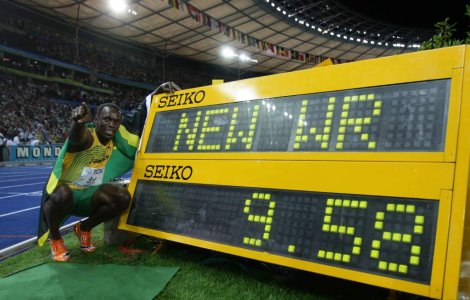 (P) "Fulgerul" Bolt loveste din nou daramandu-si propriul record in cadrul Campionatelor Mondiale de Atletism de la Berlin