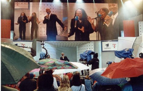 Hot Chocolate si Steve Vai vor canta la Festivalul Cerbul de Aur