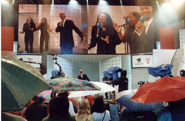 Hot Chocolate si Steve Vai vor canta la Festivalul Cerbul de Aur