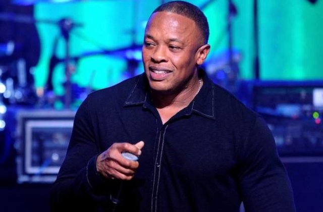Dr. Dre va lansa un serviciu muzical online