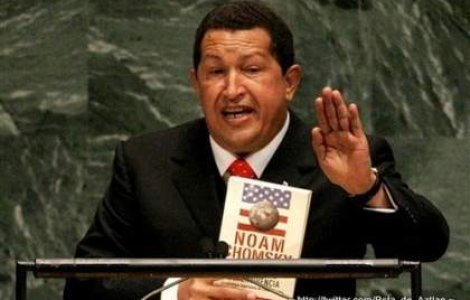 Venezuela: Hugo Chavez reactioneaza bine la tratament si nu este in coma
