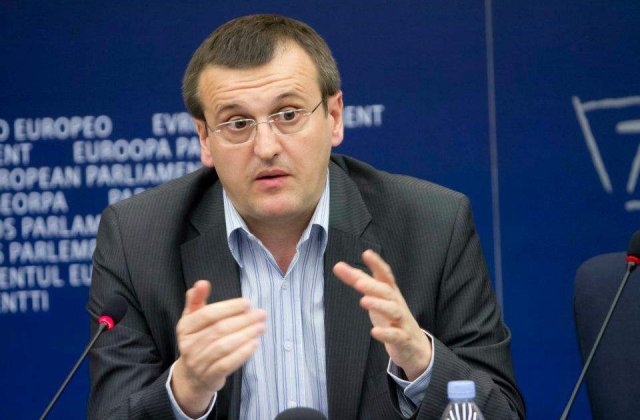 Cristian Preda: E straniu ca un ministru al Sanatatii vrea sa salveze statul, nu pacientul