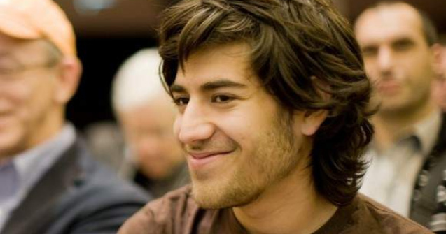 Aaron Swartz, cofondator al site-ului Reddit, s-a sinucis la varsta de 26 de ani