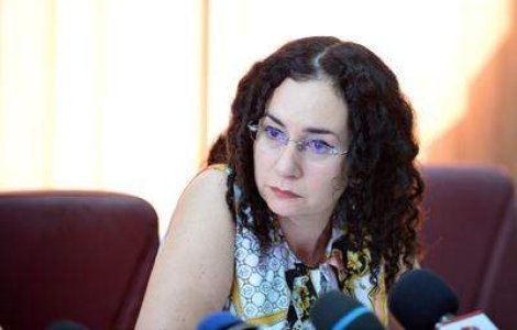 Judecatorii din CSM cer demisia Oanei Schmidt Haineala din functia de presedinte