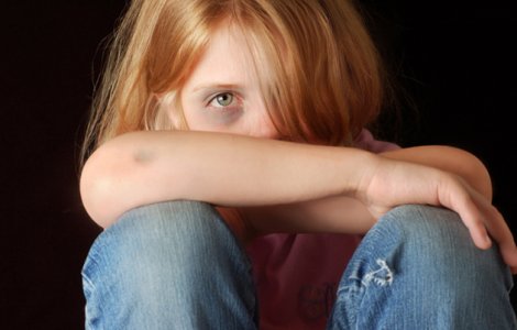 VIDEO Copii bătuți cu mătura într-un centru de plasament din Lupeni