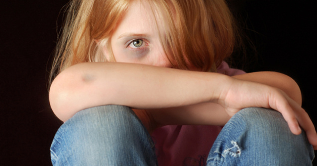 VIDEO Copii bătuți cu mătura într-un centru de plasament din Lupeni