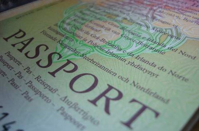 Pasapoarte pentru fani