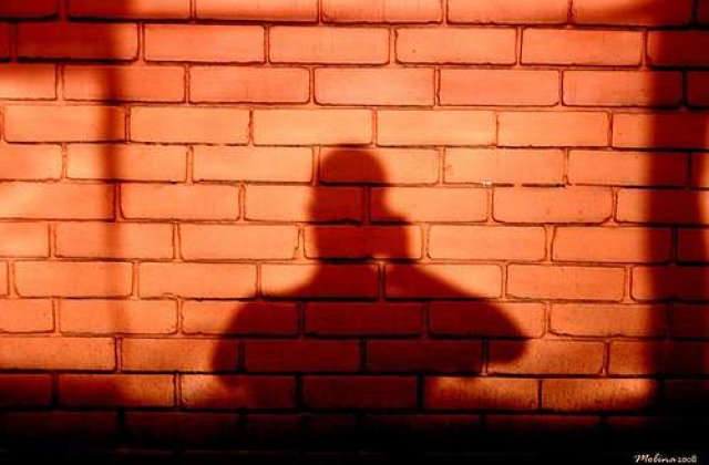 Basistul de la Pink Floyd continua sa &#39;darame&#39; zidul de securitate al Israelului