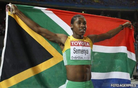 Noua campioana mondiala la 800 de metri plat, suspecta ca ar fi hermafrodita