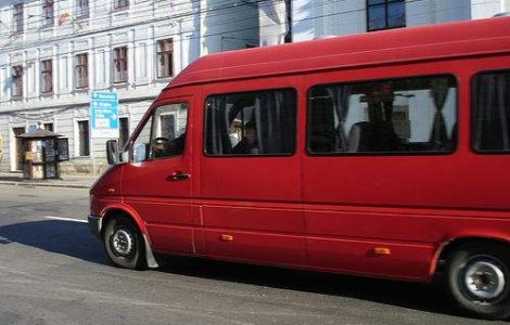 Patronii firmei care detinea &#39;microbuzul mortii&#39;, trimisi in urmarire penala