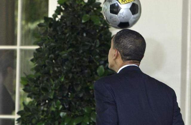 Obama: &#39;Editia din 2010 a Campionatului Mondial va fi un eveniment istoric&#39;