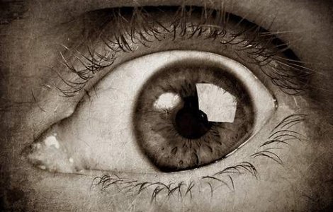 Obsedat de curatenie, dupa un transplant de cornee