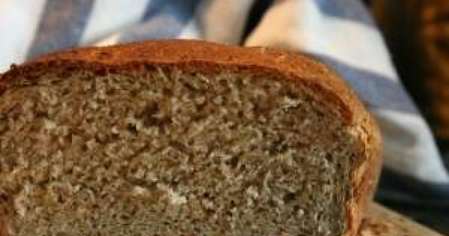 Constantin: Reducerea TVA la 9% la paine ar putea fi introdusa in al doilea semestru