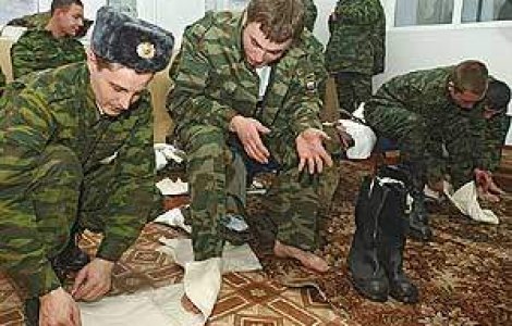 Modernizare in armata rusa: Soldatii vor primi ciorapi