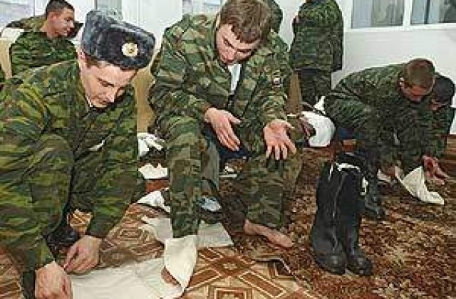 Modernizare in armata rusa: Soldatii vor primi ciorapi