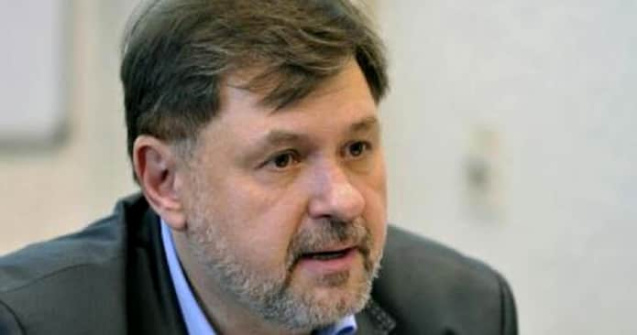 Rafila: Trebuie regândită strategia de reluare a activității