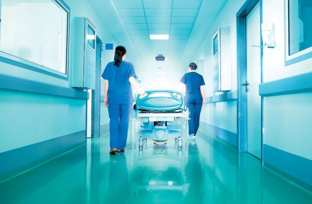 Primul medic rom&acirc;n care a murit din cauza coronavirusului