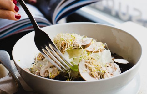 Mâncarea făcută în casă, cea mai bună soluție pentru perioada de izolare