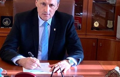 ”Acțiunea specială” a lui Marcel Vela. Sute de oameni, întrebări pentru ministru