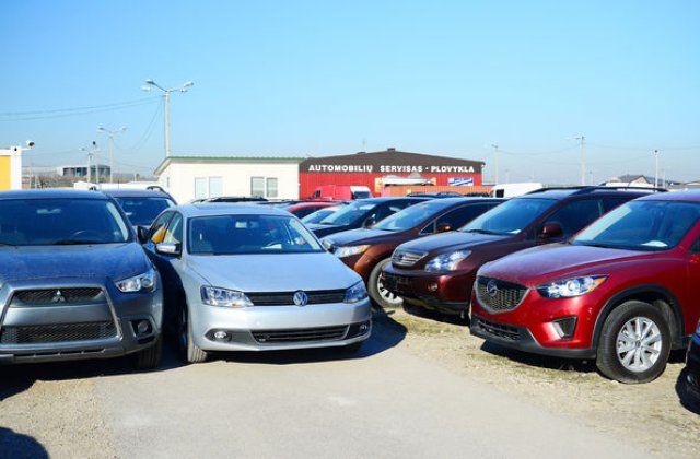 Fraude pe piața mașinilor second-hand din Rom&acirc;nia: o mașină are &icirc;n medie 59.000 de kilometri dați &icirc;napoi